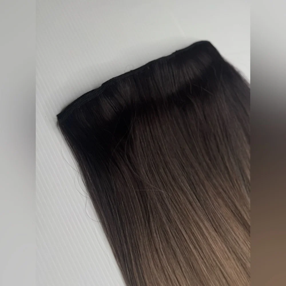 22” Balayage Brown and Medium Blonde Human Hair Blend Extensions 7 Pieces
